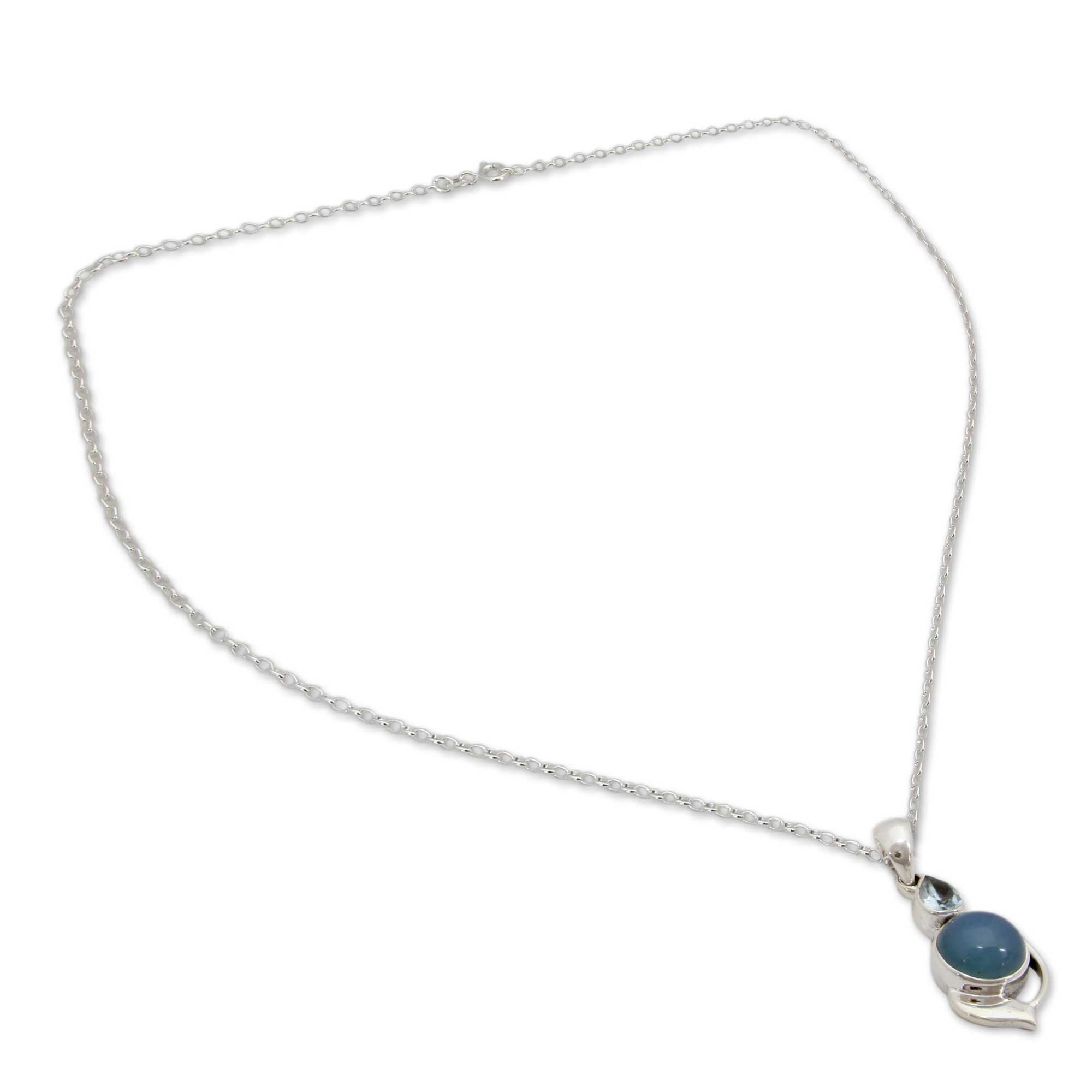 Premium Modern Romance Chalcedony Pendant Necklace