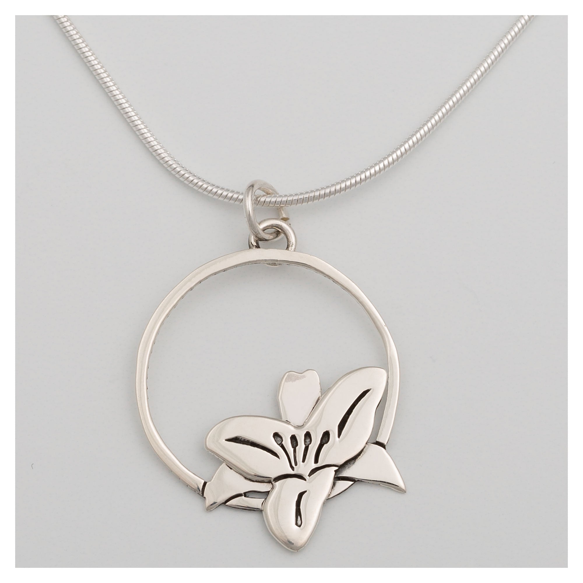 Premium Blooming Flowers Sterling Silver Necklace