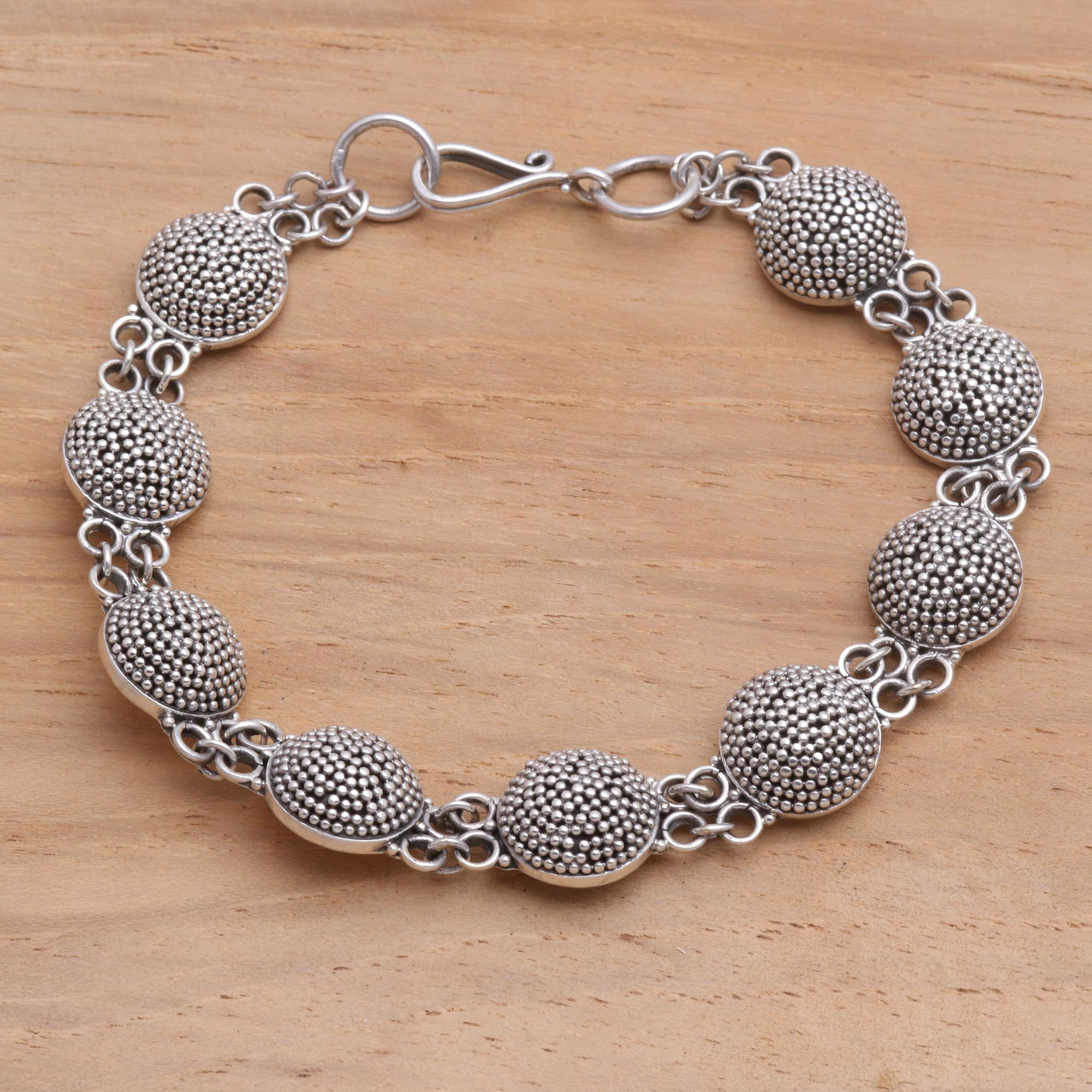 Premium Sterling Silver Link Bracelet with Balinese Elegance