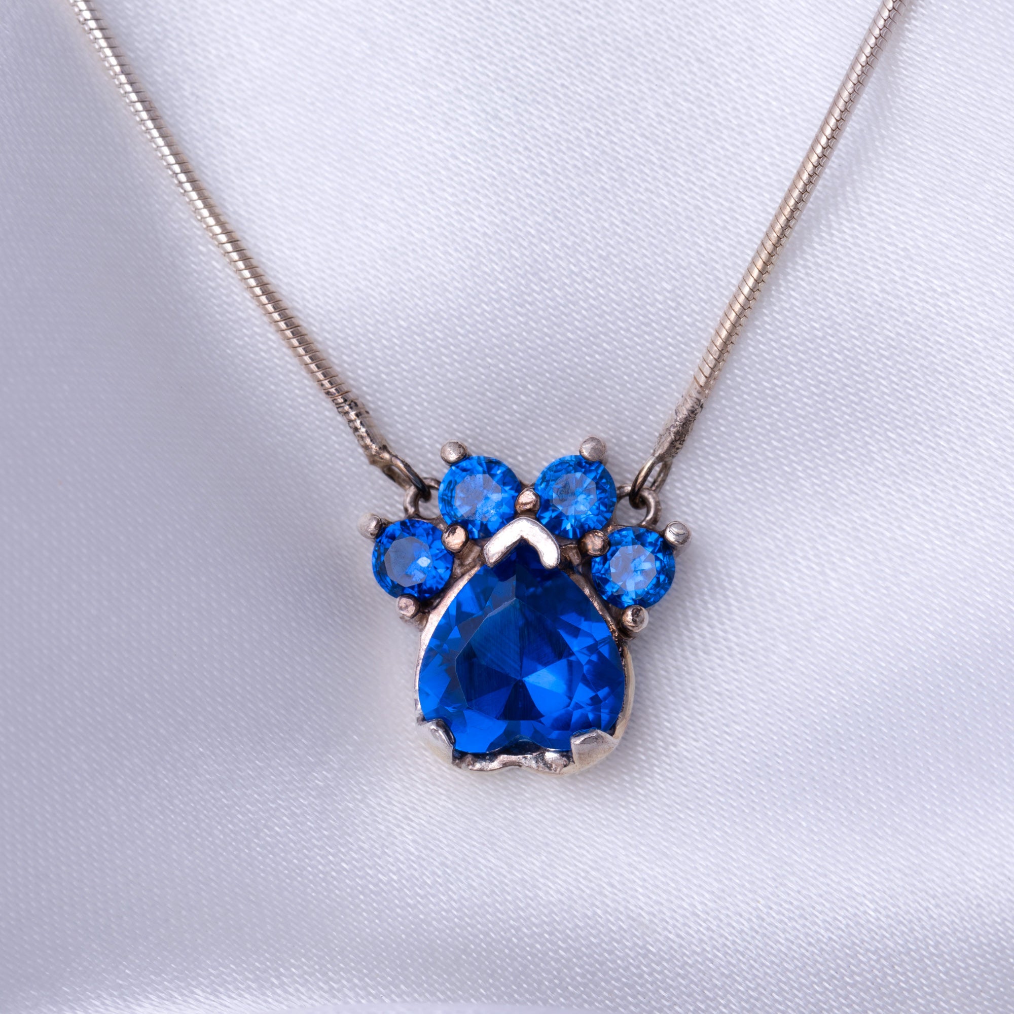 Premium Paw Print Birthstone Pendant Necklace - Handcrafted in Bolivia