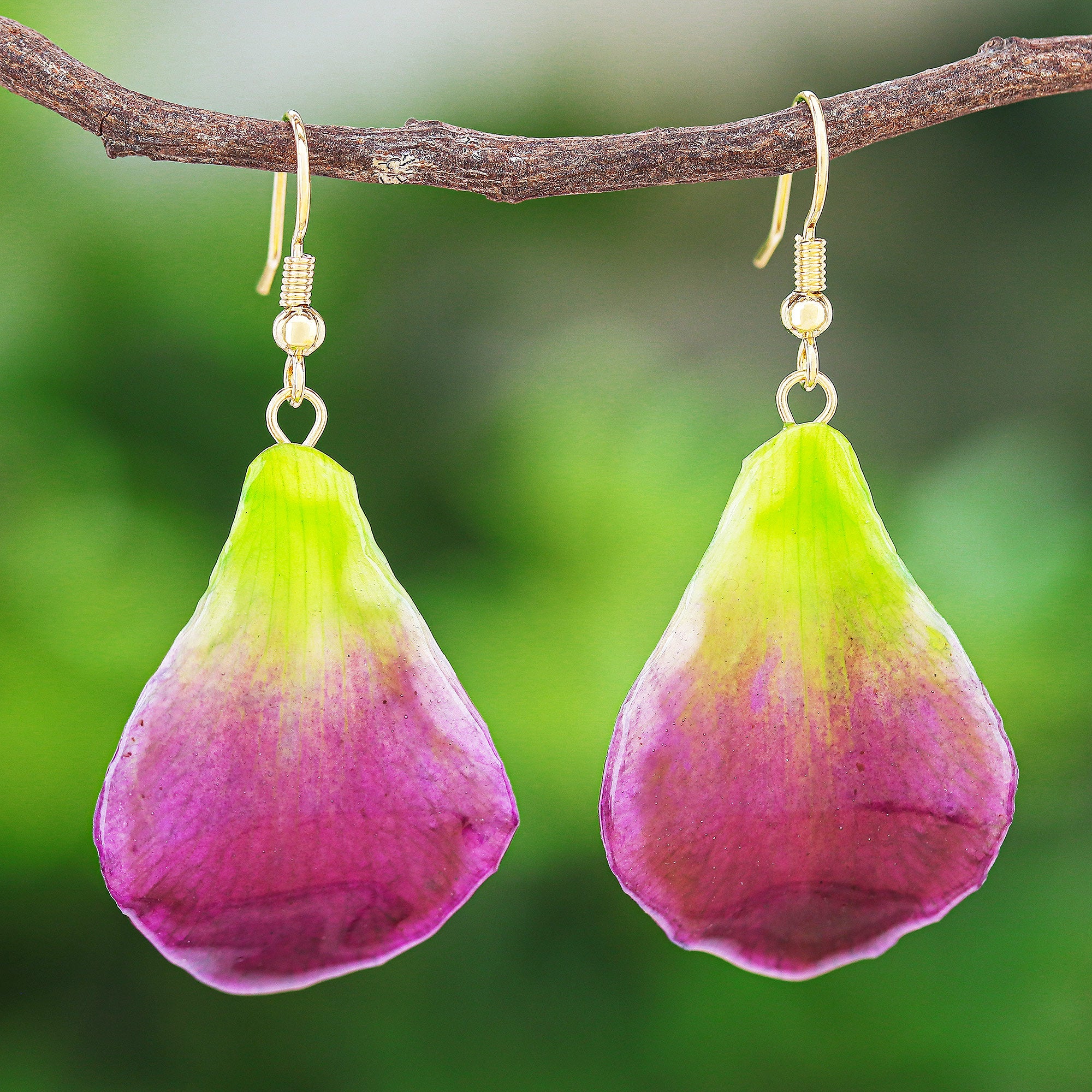 Premium Summer Treat: Berry Gold-Plated Orchid Petal Dangle Earrings