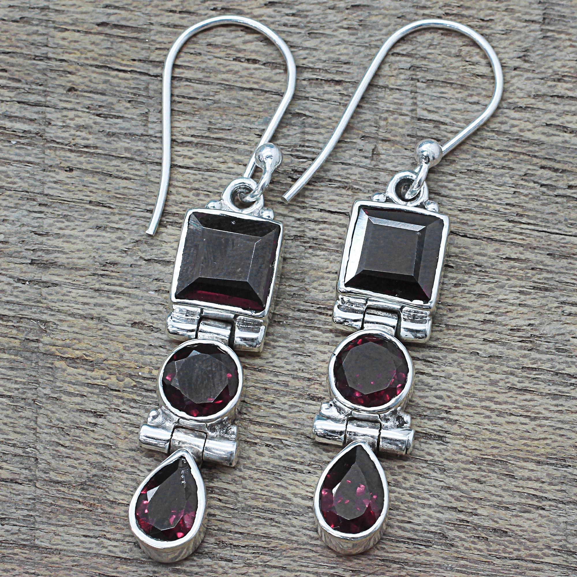 Premium Radiant Glamour Geometric Garnet Dangle Earrings in Sterling Silver