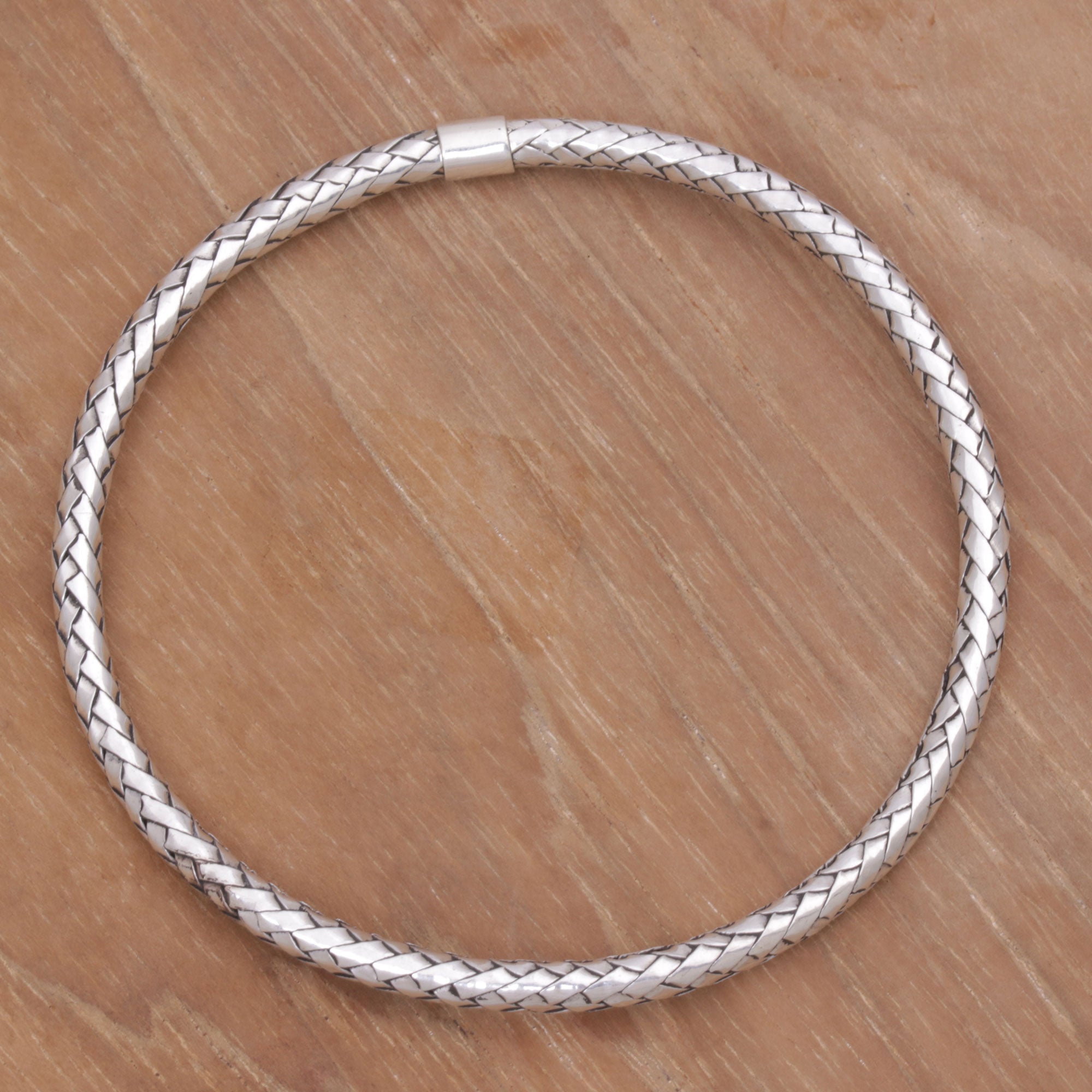 Premium Handwoven Sterling Silver Bangle Bracelet – Artisan Crafted in Indonesia