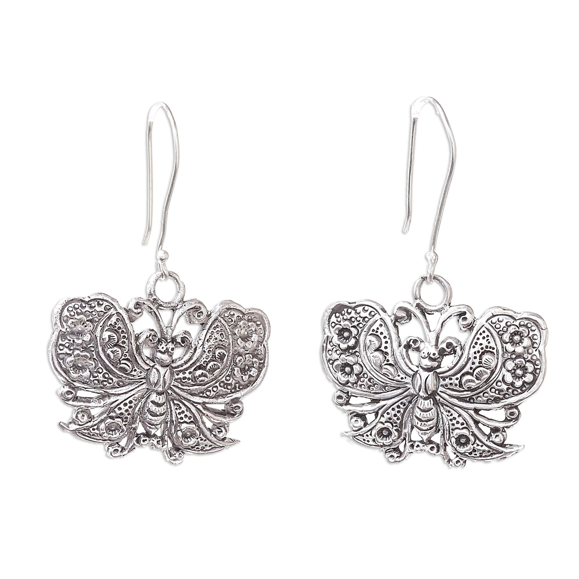 Premium Fluttering Butterfly 925 Sterling Silver Dangle Earrings - Handcrafted Elegance