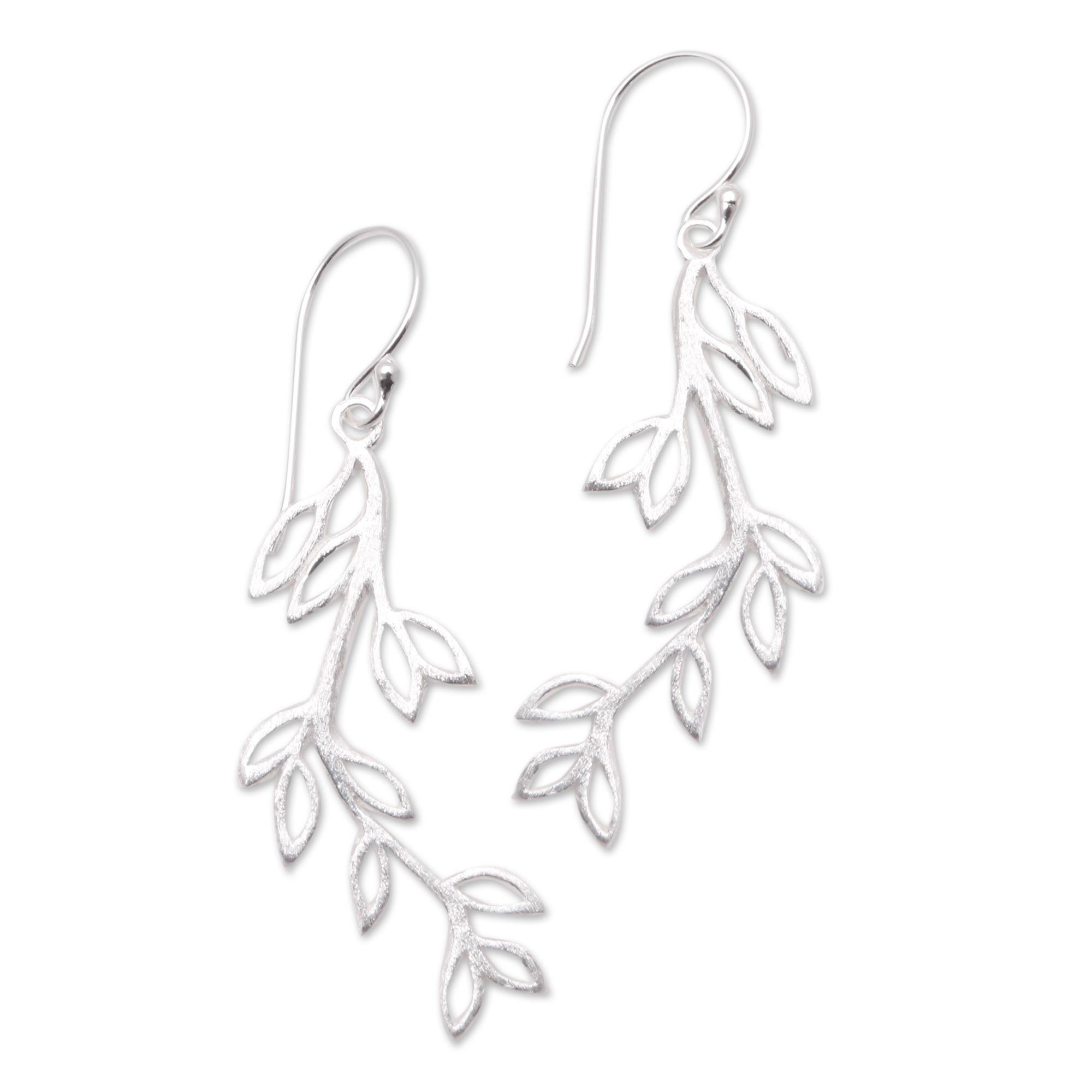 Premium Bali Sterling Silver Leaf Dangle Earrings - Handcrafted Elegance