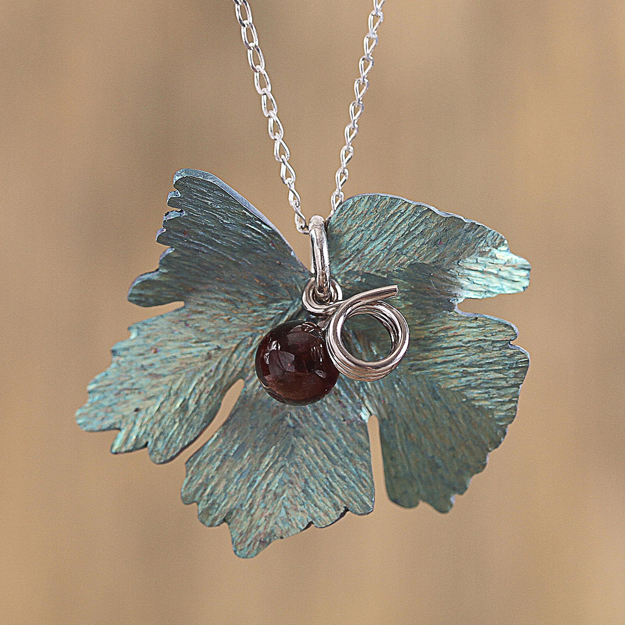 Premium Vine Leaf Agate Pendant Necklace - Handcrafted in Mexico