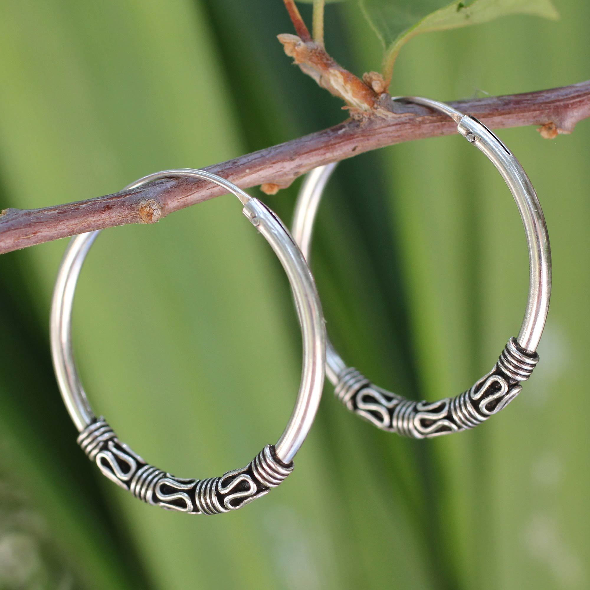 Premium Endless Hoop Sterling Silver Earrings - Modern Thai Craftsmanship