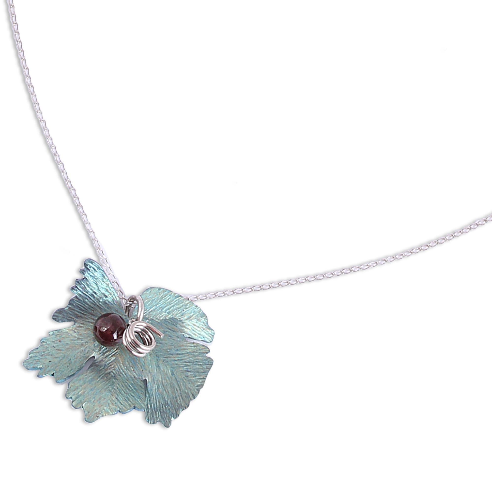 Premium Vine Leaf Agate Pendant Necklace - Handcrafted in Mexico