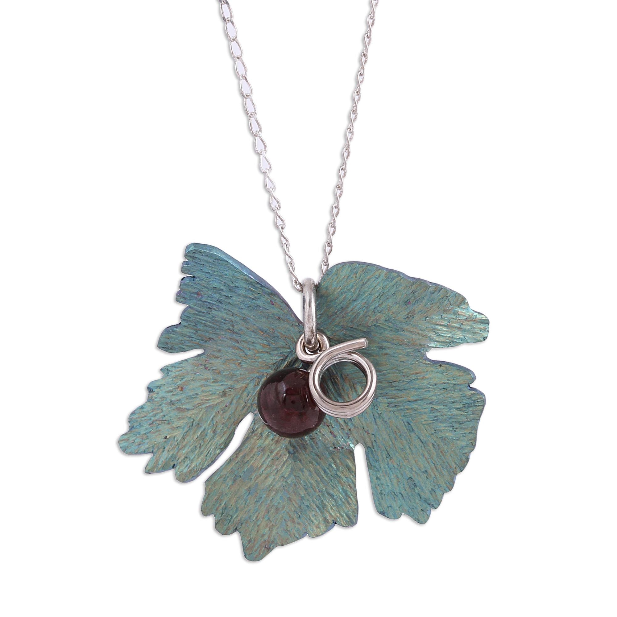 Premium Vine Leaf Agate Pendant Necklace - Handcrafted in Mexico