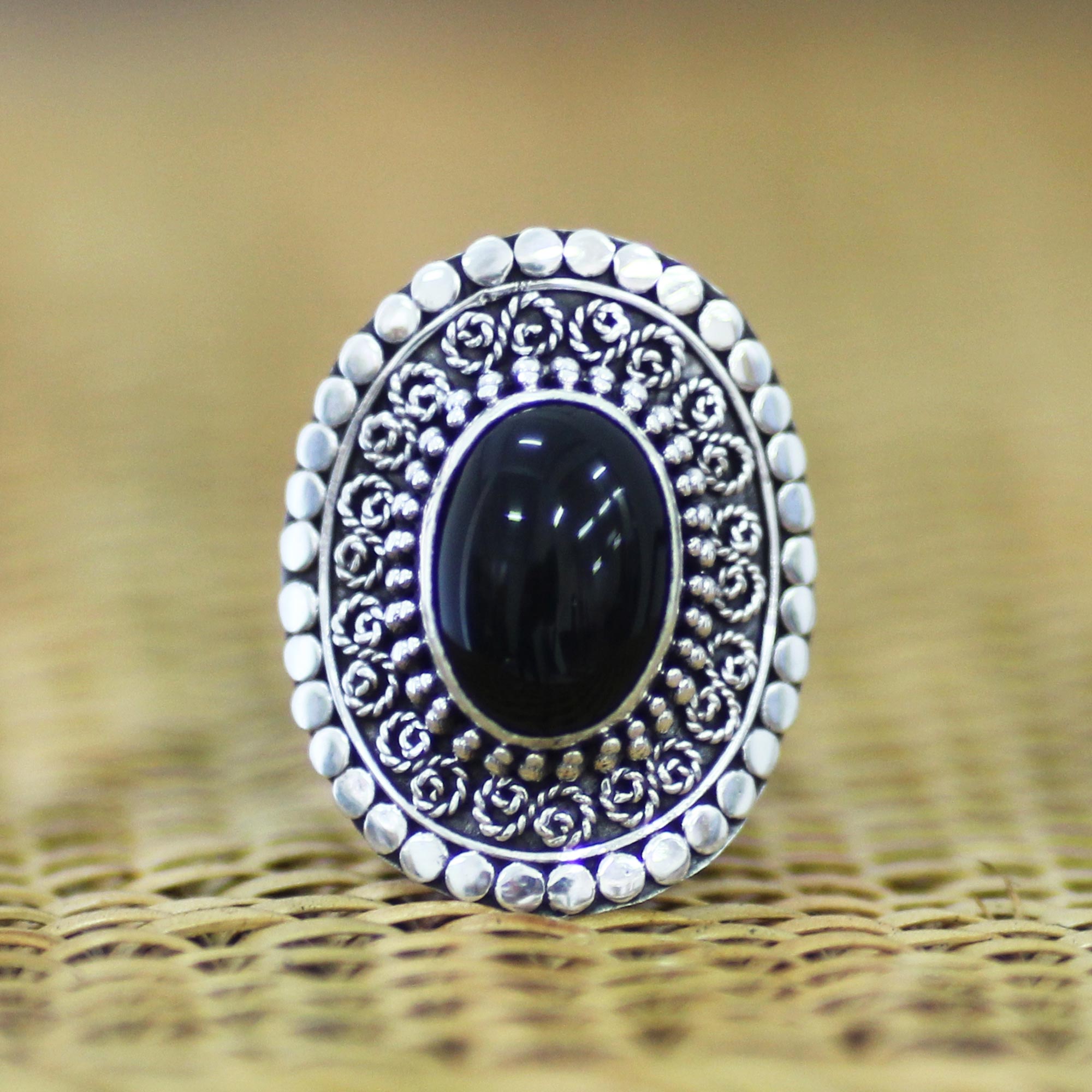 Premium Majesty Halo Sterling Silver and Onyx Cocktail Ring - Ultimate Elegance