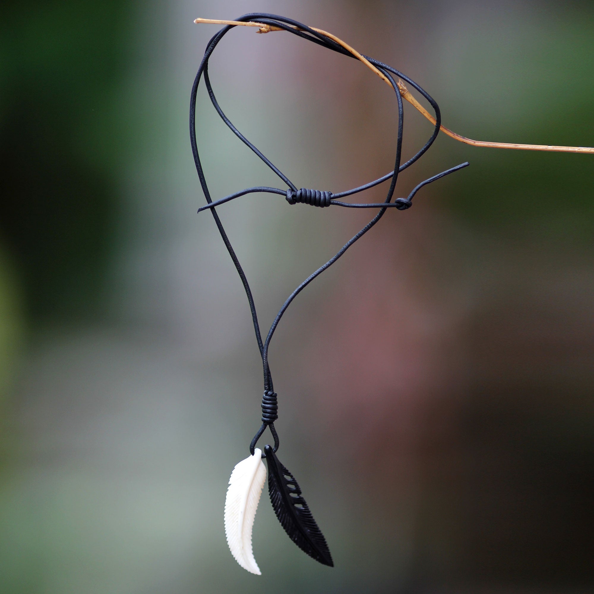 Premium Totem Feathers Men's Pendant Necklace - Handcrafted Leather Cord