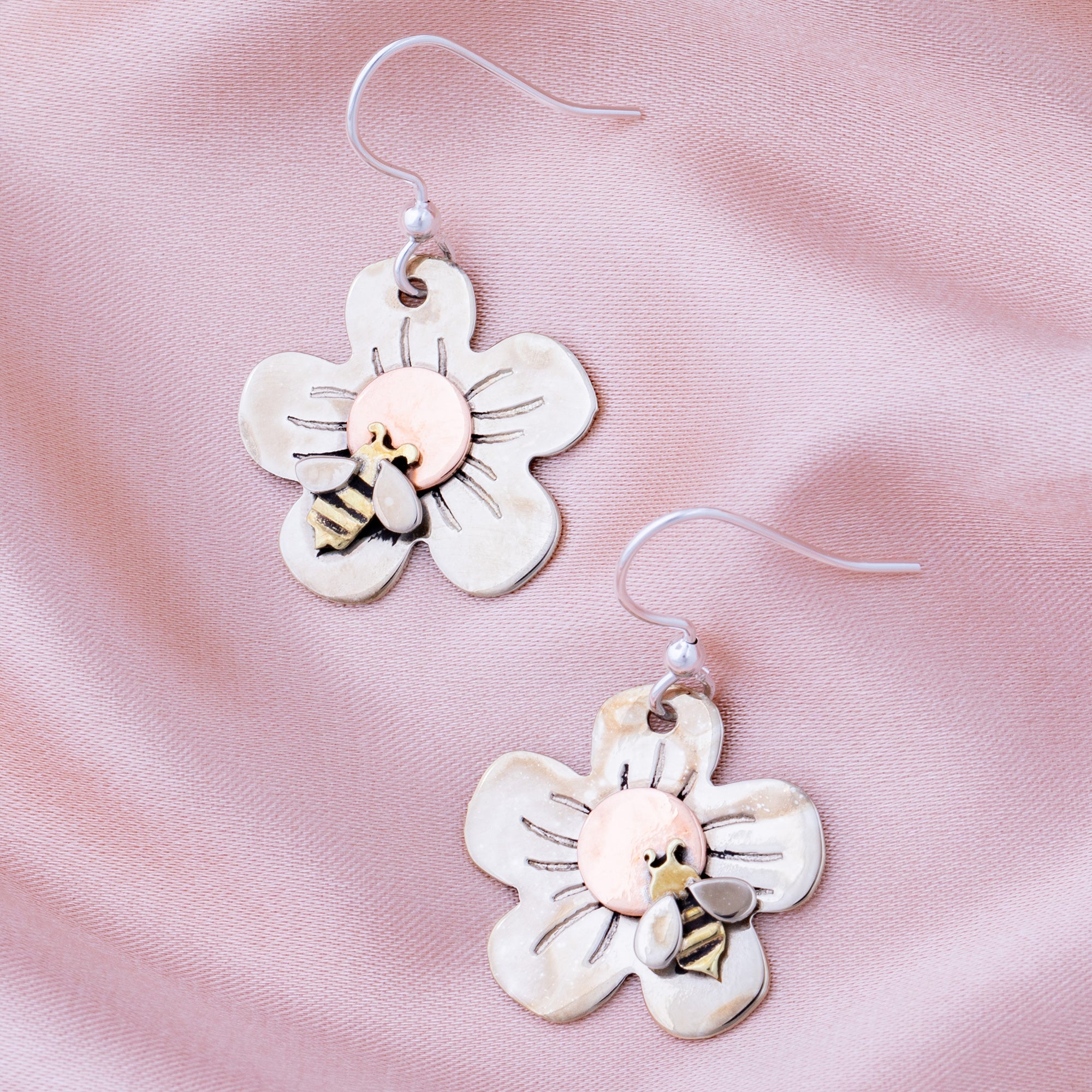 Premium Daisy & Bee Mixed Metal Earrings - Handcrafted Elegance