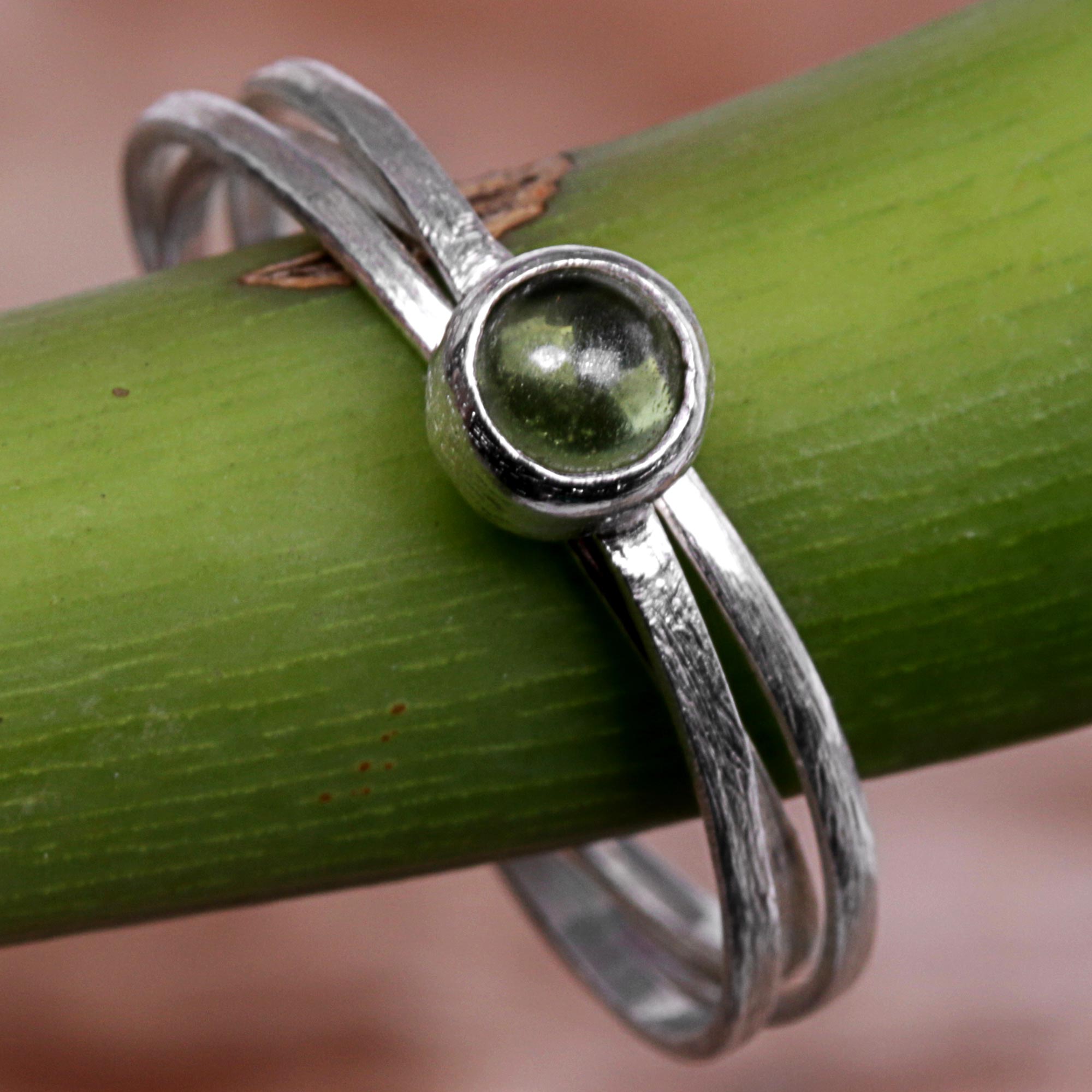 Premium Handmade Indonesian Peridot Sterling Silver Solitaire Ring - Magical Light Green Elegance