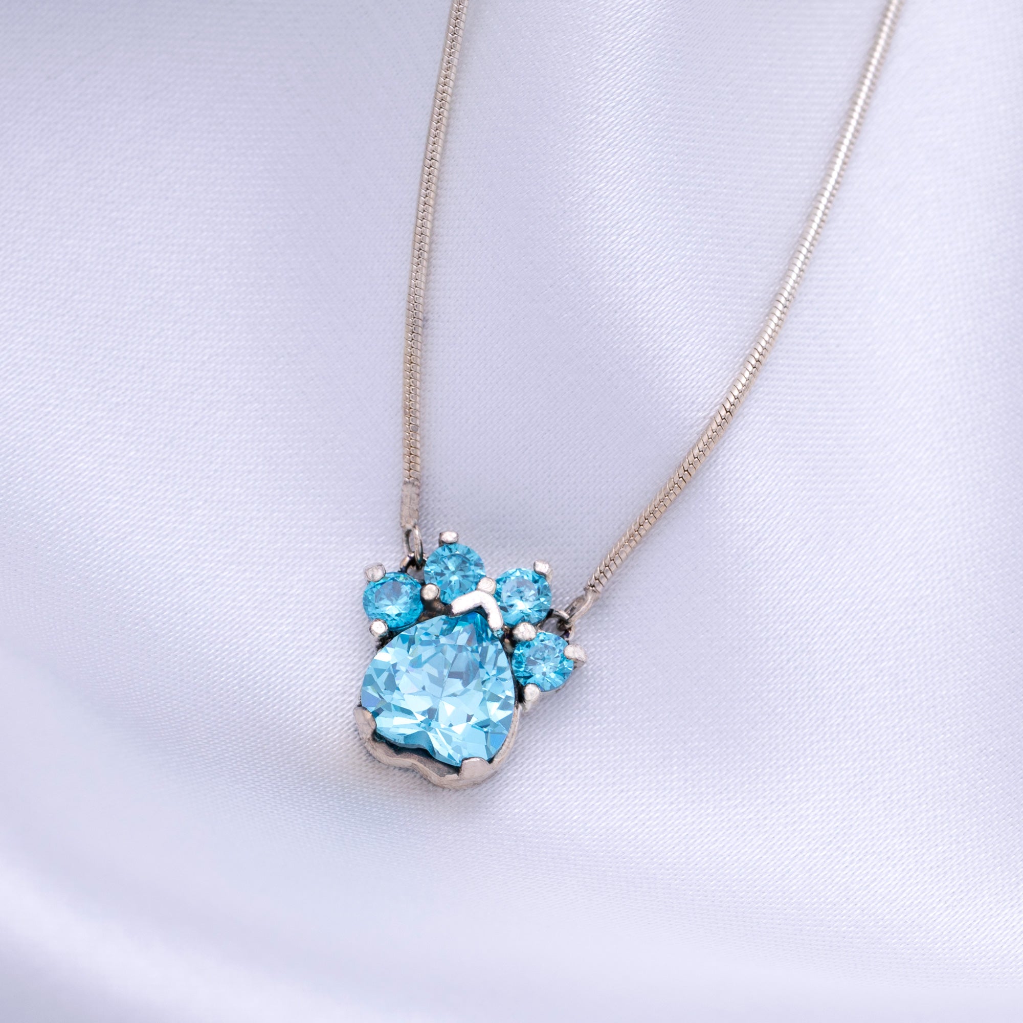 Premium Paw Print Birthstone Pendant Necklace - Handcrafted in Bolivia