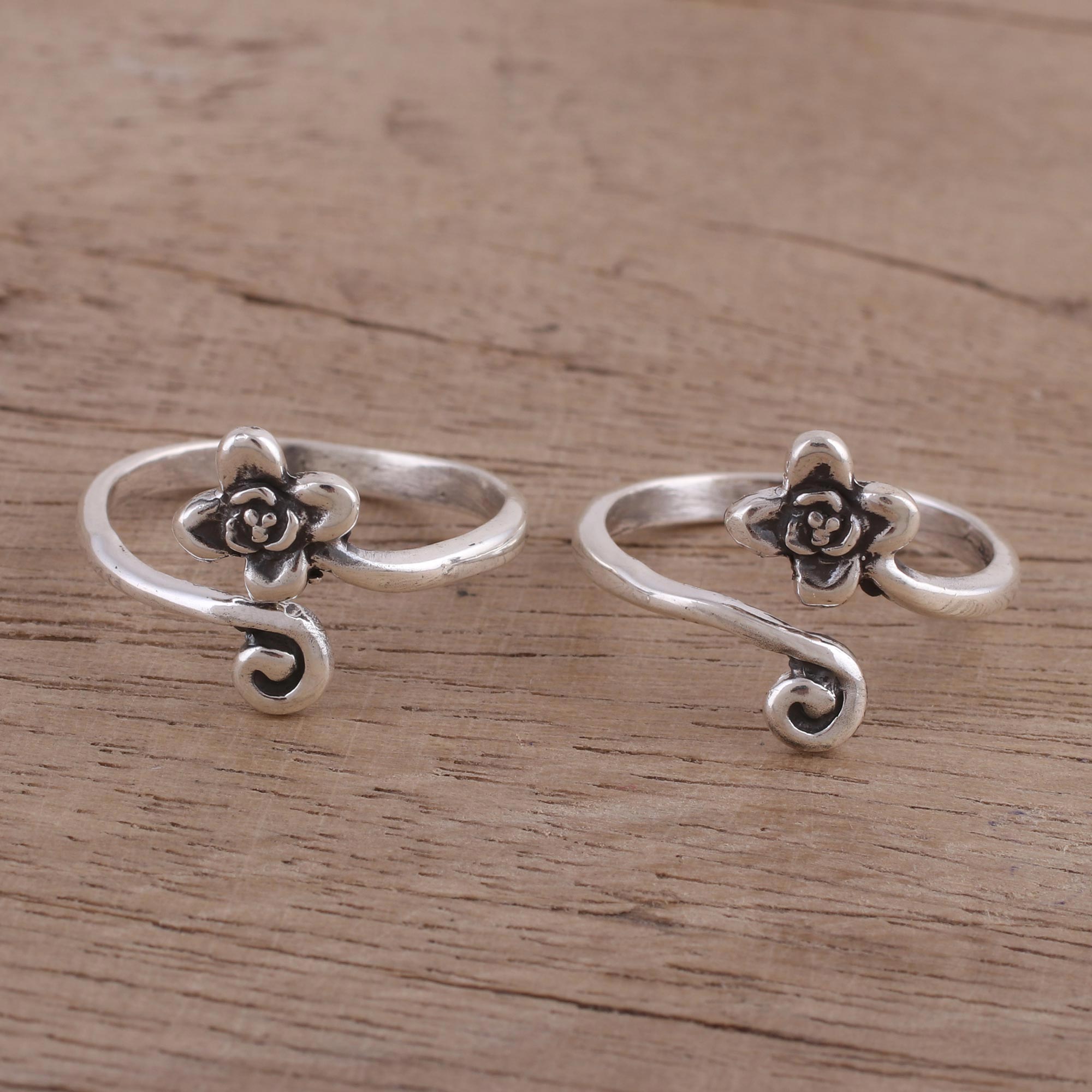 Premium Sterling Silver Flower & Swirl Toe Rings – Handmade Pair