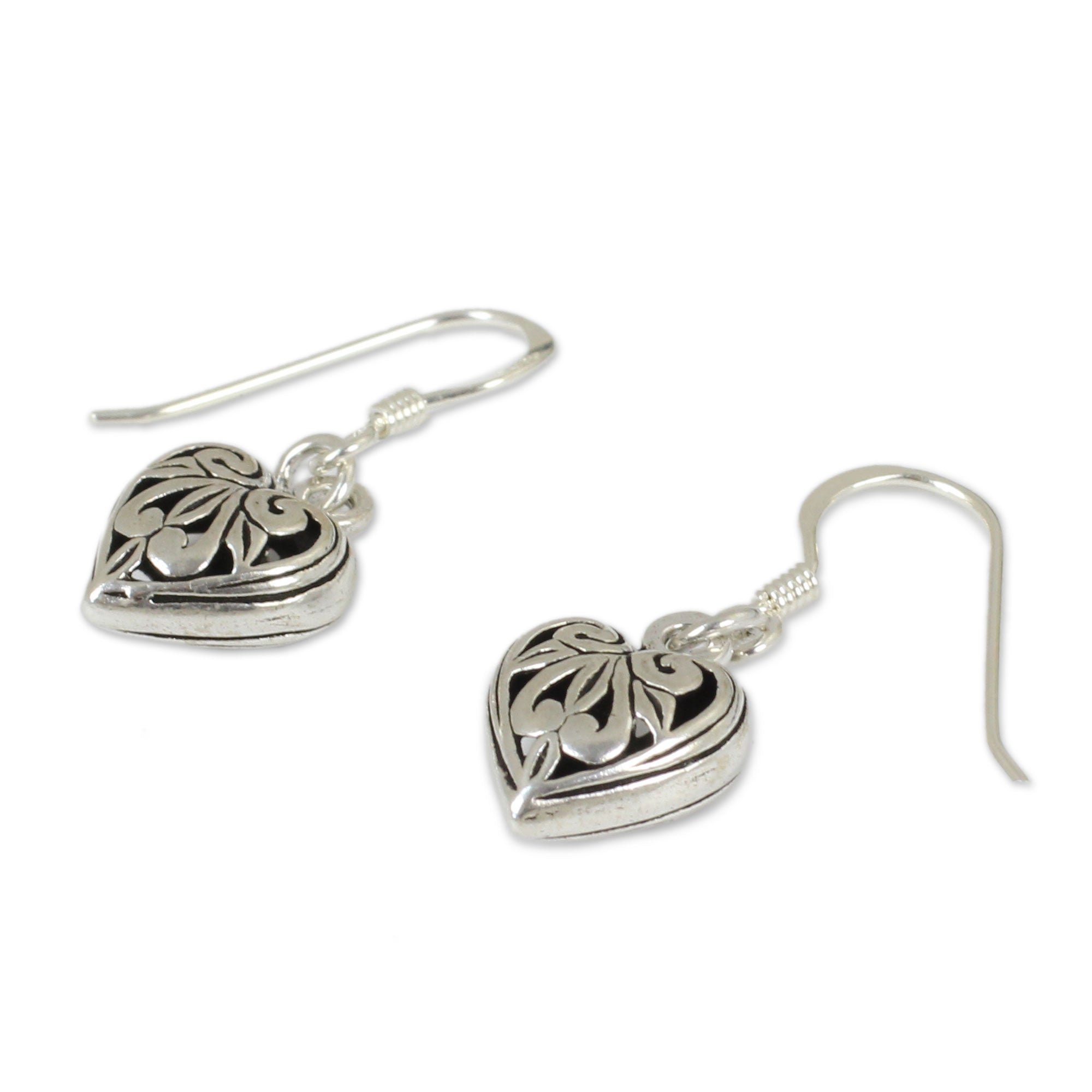 Premium Filigree Heart Sterling Silver Earrings - Handmade Elegance