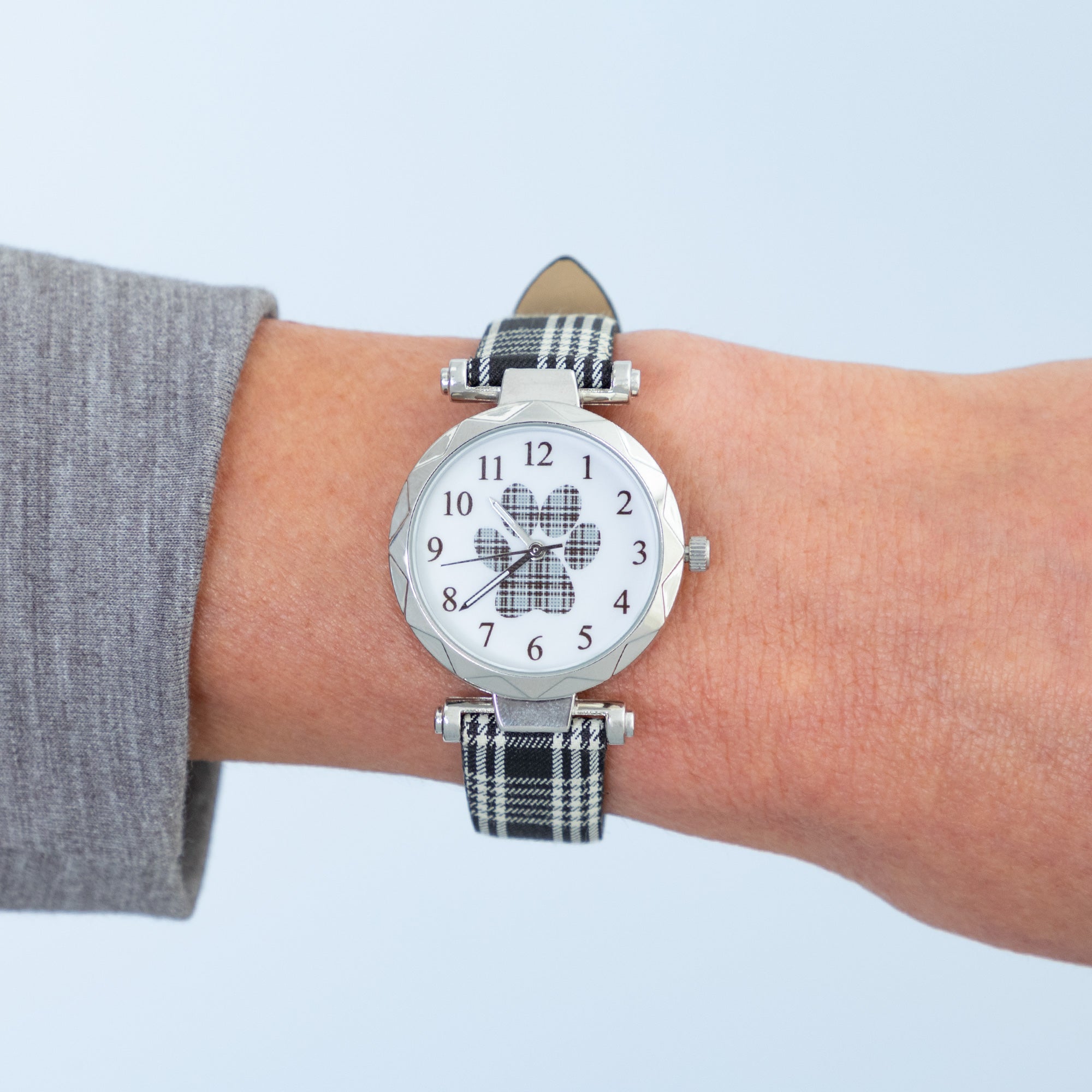 Ultimate Plaid Paw Print Watch - Stylish & Water-Resistant