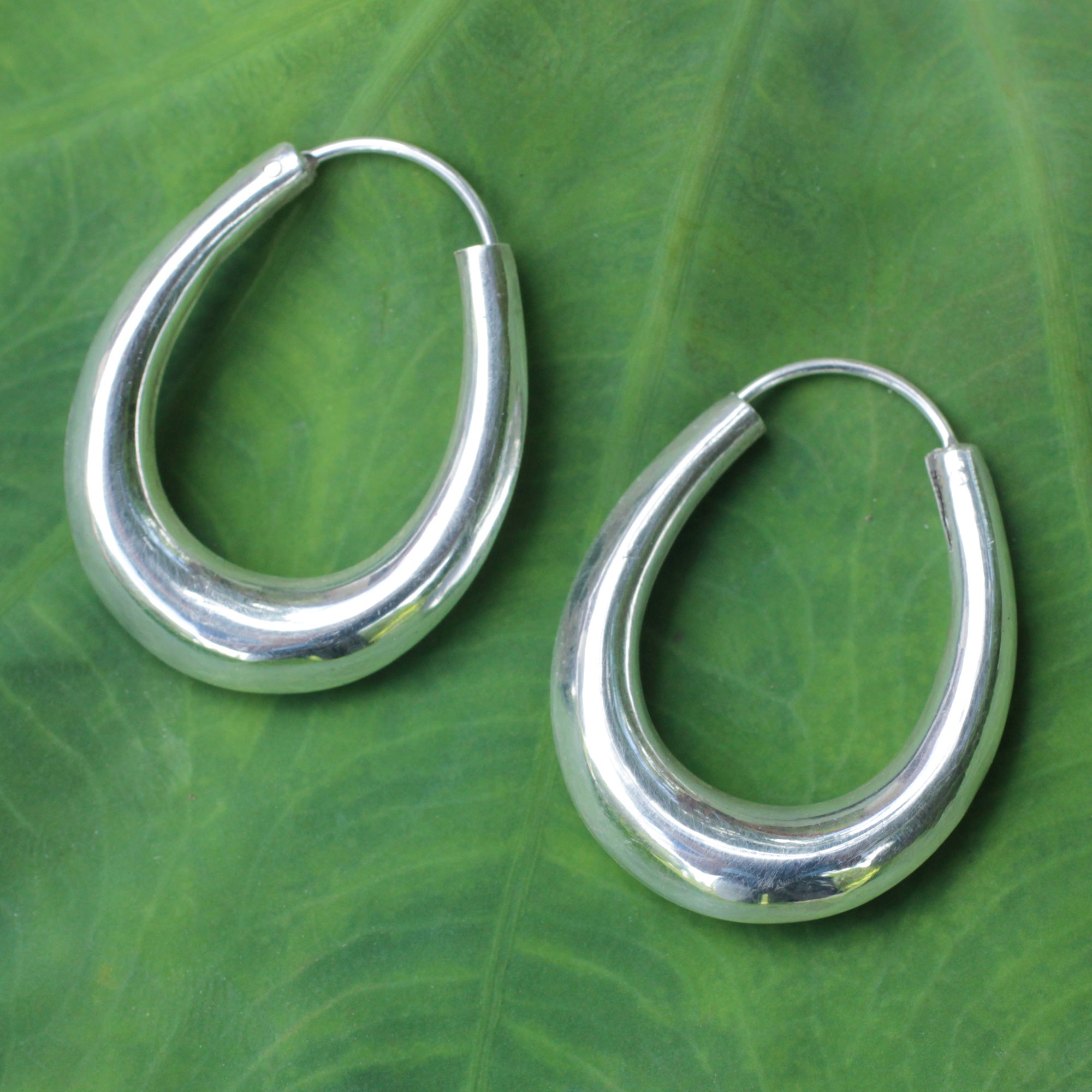 Premium Sterling Silver Hoop Earrings - Ultimate Modern Treasure