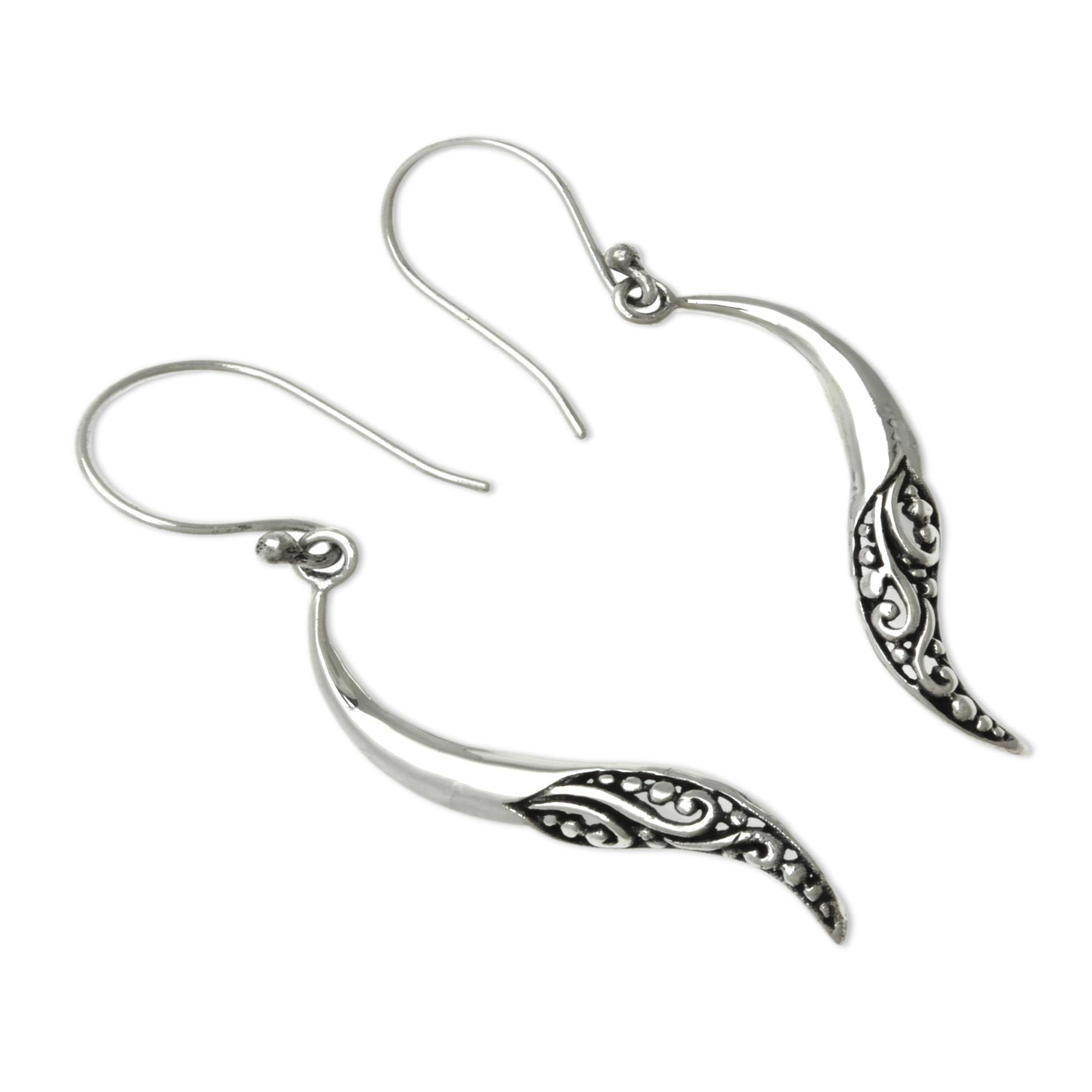 Premium Balinese Chili Pepper Sterling Silver Dangle Earrings – Handcrafted Elegance