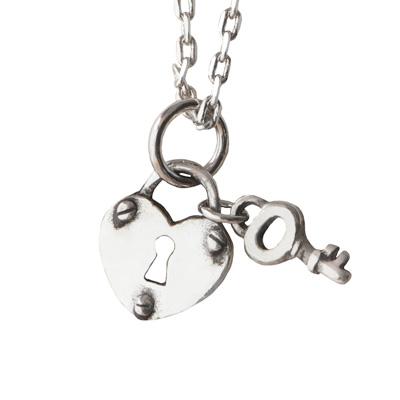 Premium Key to My Heart Necklace - Ultimate Symbol of Love