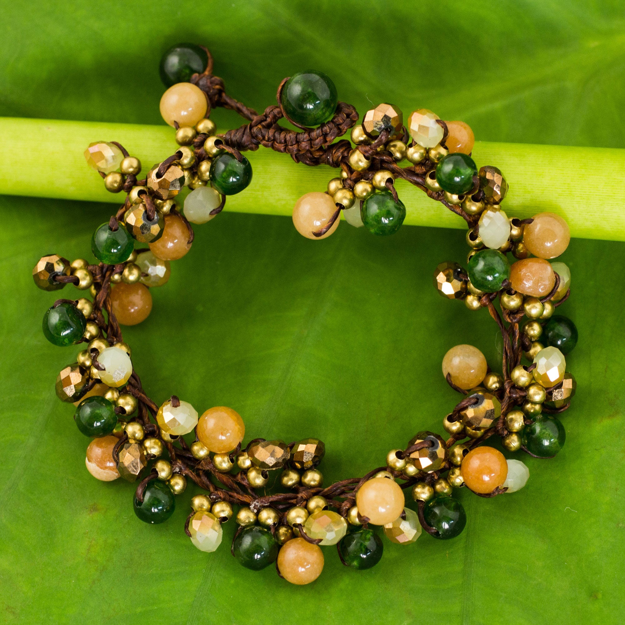 Premium Tropical Cattlelaya Artisan Beaded Bracelet - Green & Yellow Elegance