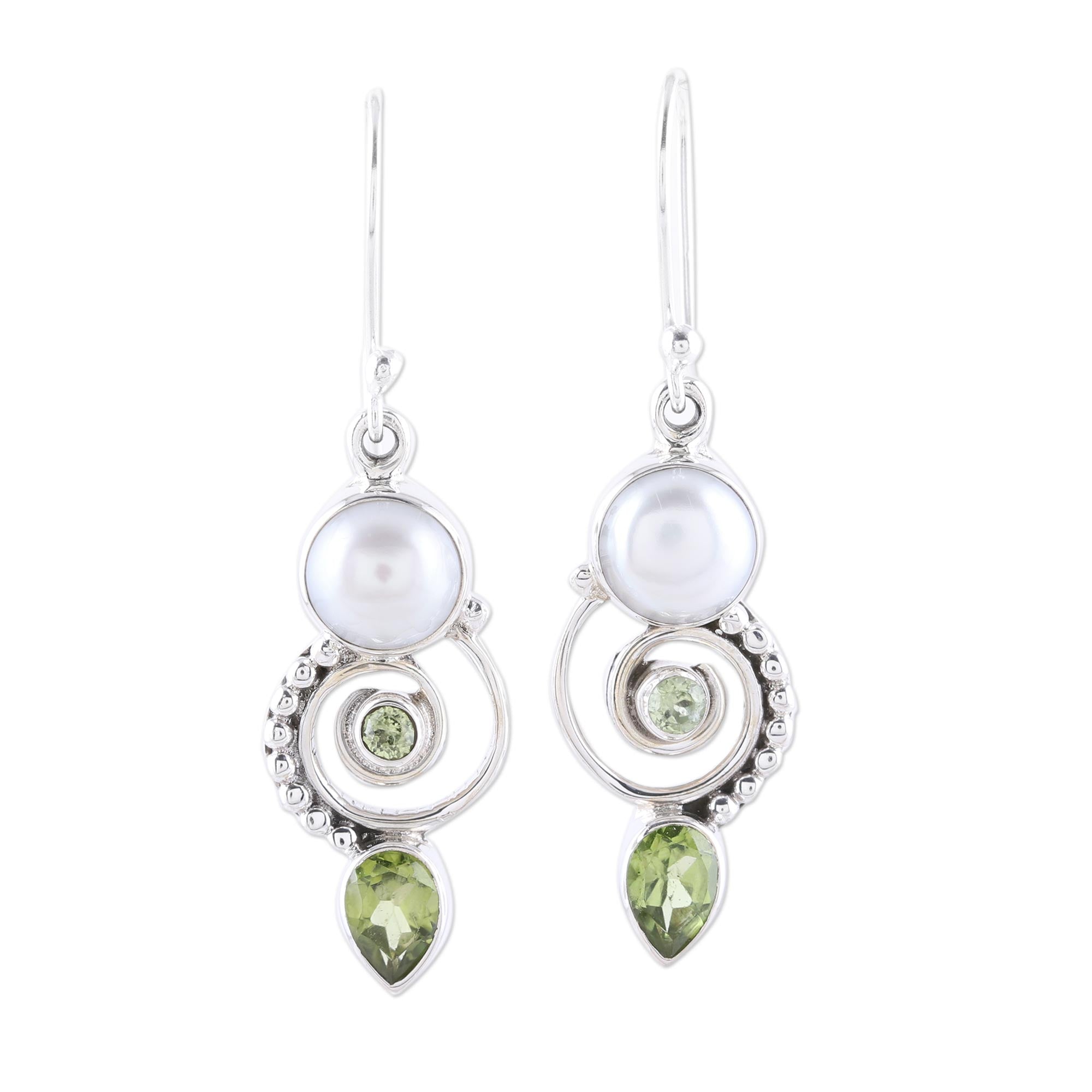 Premium Labyrinth Dangle Earrings with Cultured Pearl & Peridot