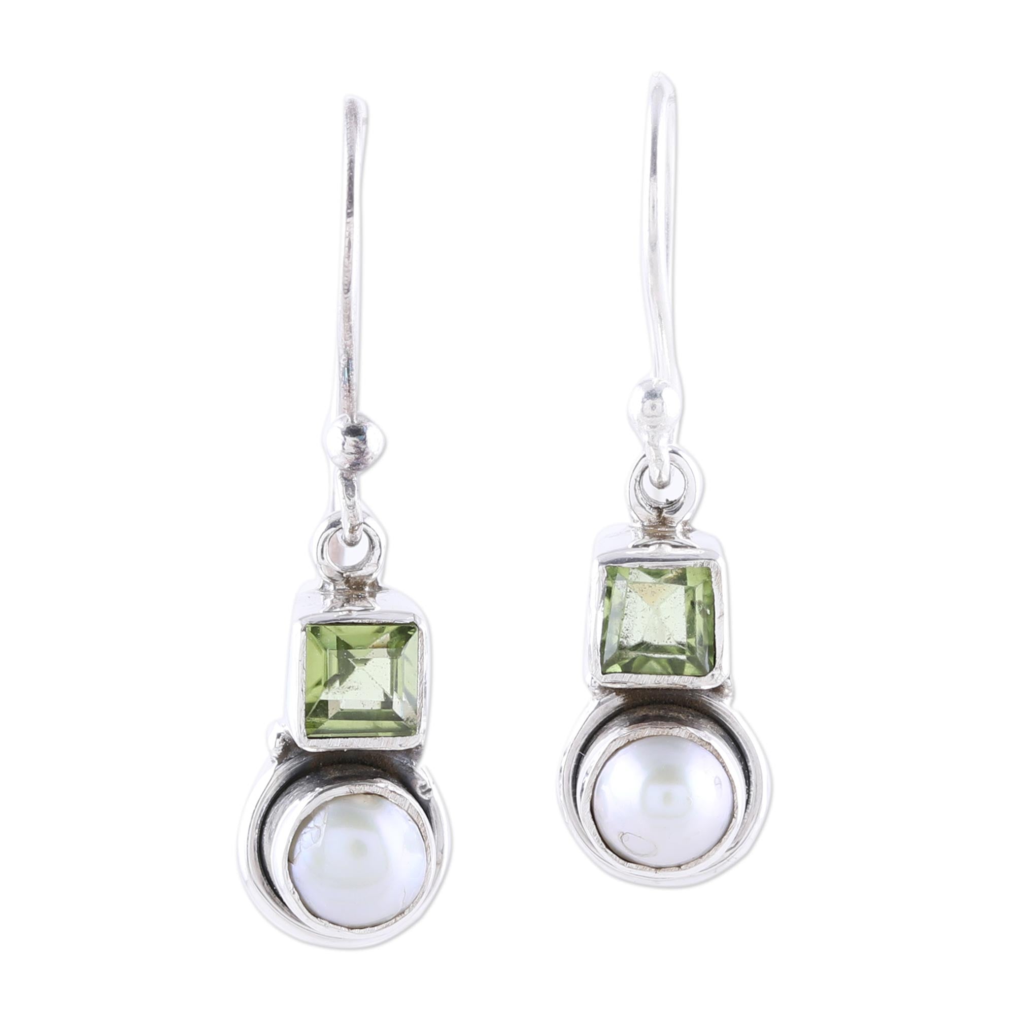 Premium Moonglow Garden Peridot Pearl Dangle Earrings - Handmade Elegance