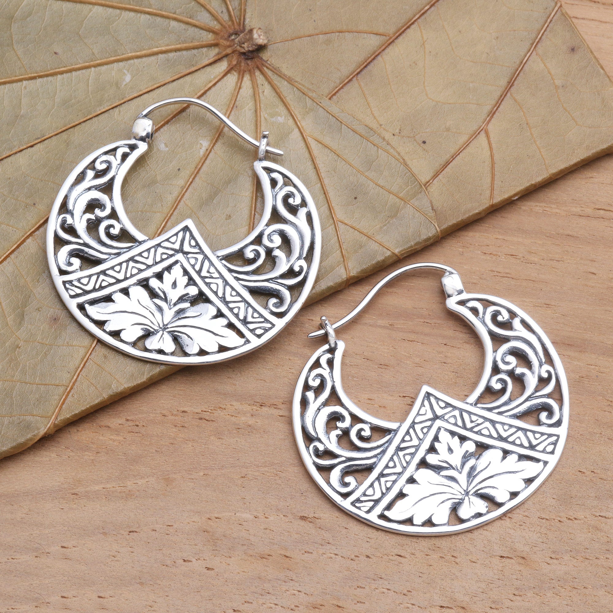 Premium Flame Flower Sterling Silver Hoop Earrings - Balinese Floral Design