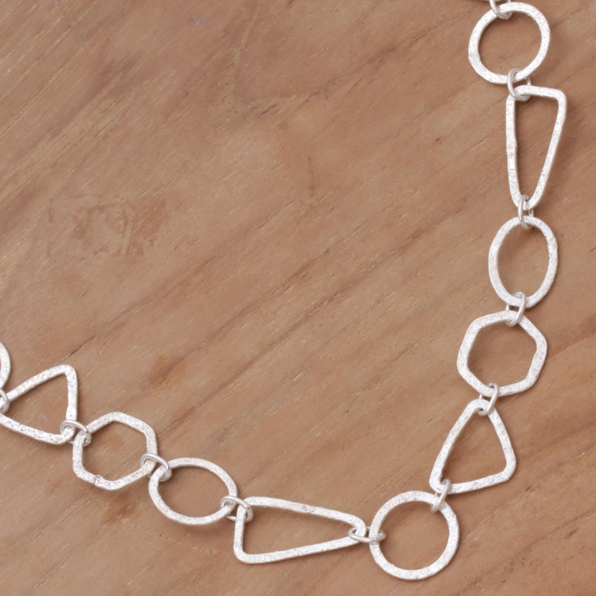 Premium Modern Simplicity Silver Link Necklace - Handcrafted Geometric Design