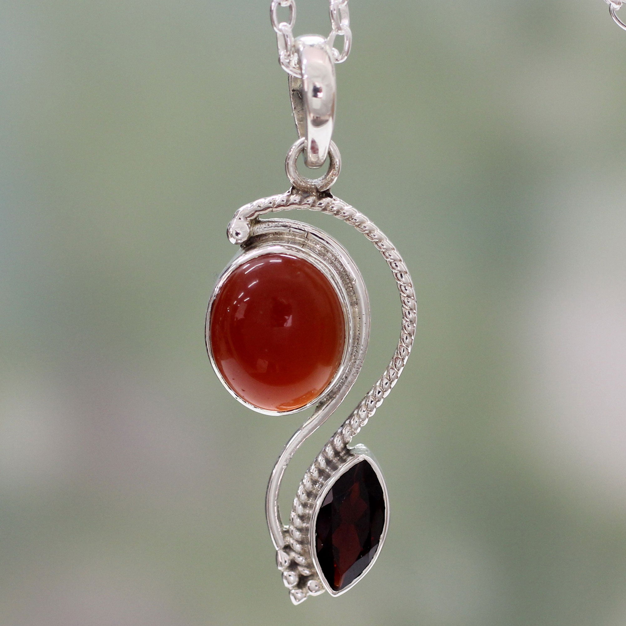 Premium Handcrafted Carnelian & Garnet Silver Pendant Necklace