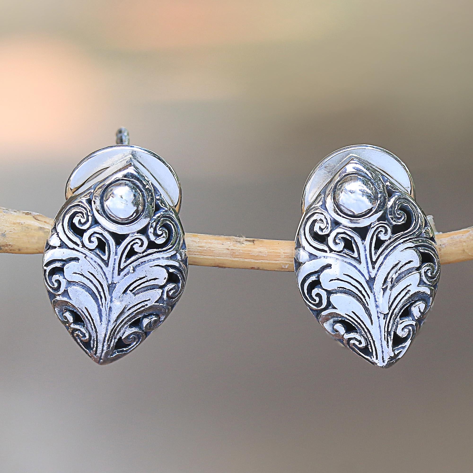 Premium Sterling Silver Bali Leaf Drop Earrings – Handcrafted Elegance