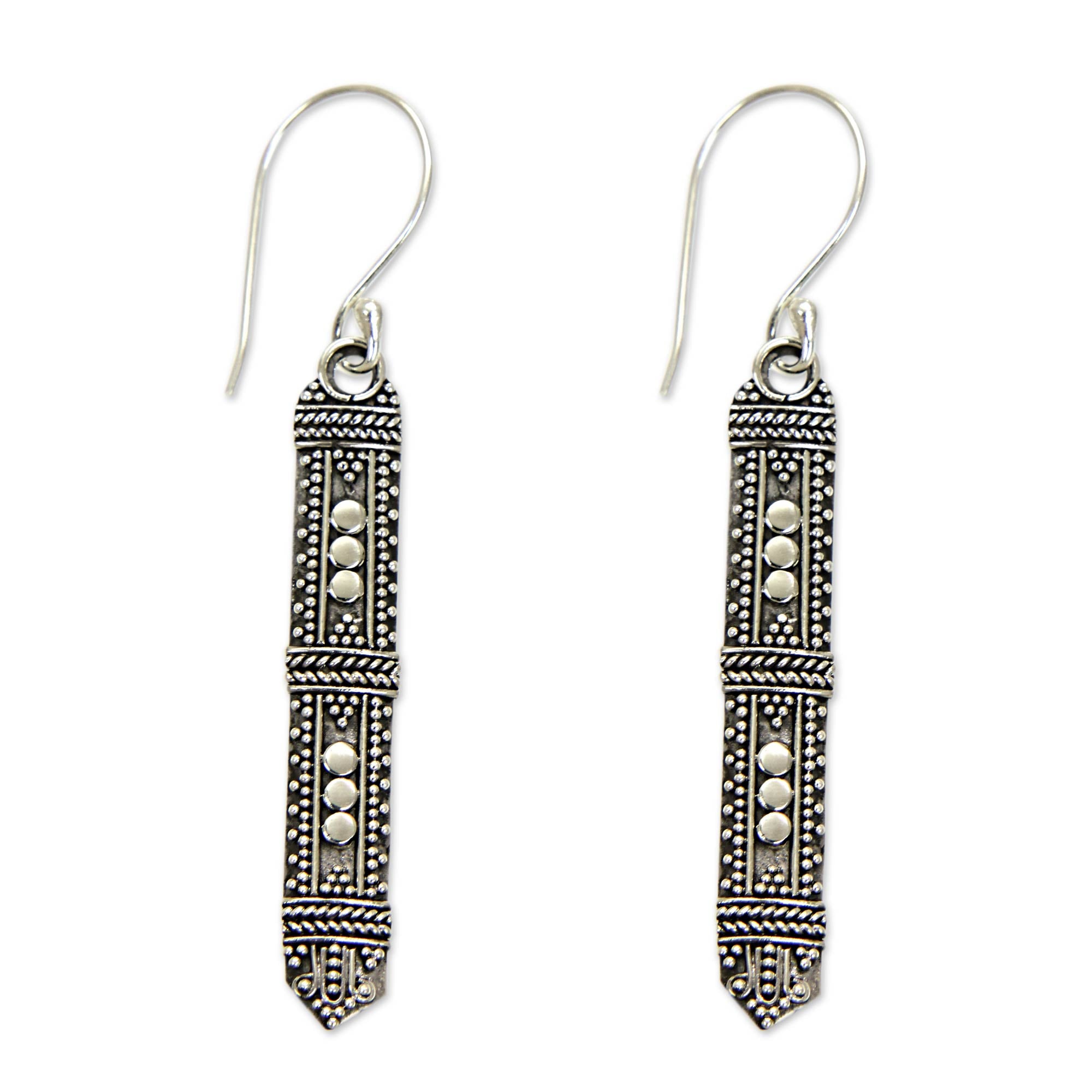 Premium Borneo Scepter Indonesian Silver Earrings - Timeless Elegance