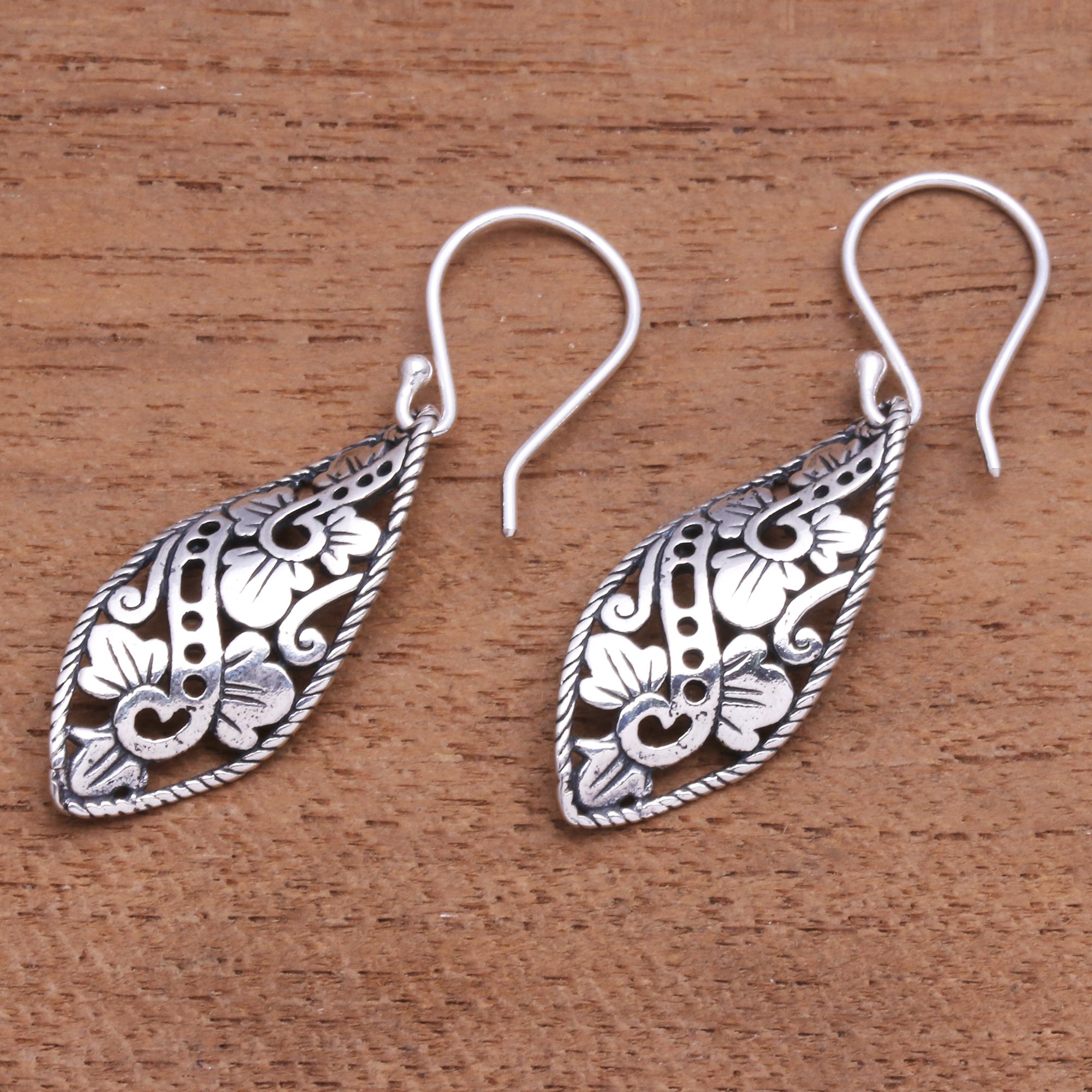 Premium Bali Sterling Silver Openwork Dangle Earrings - Handcrafted Elegance