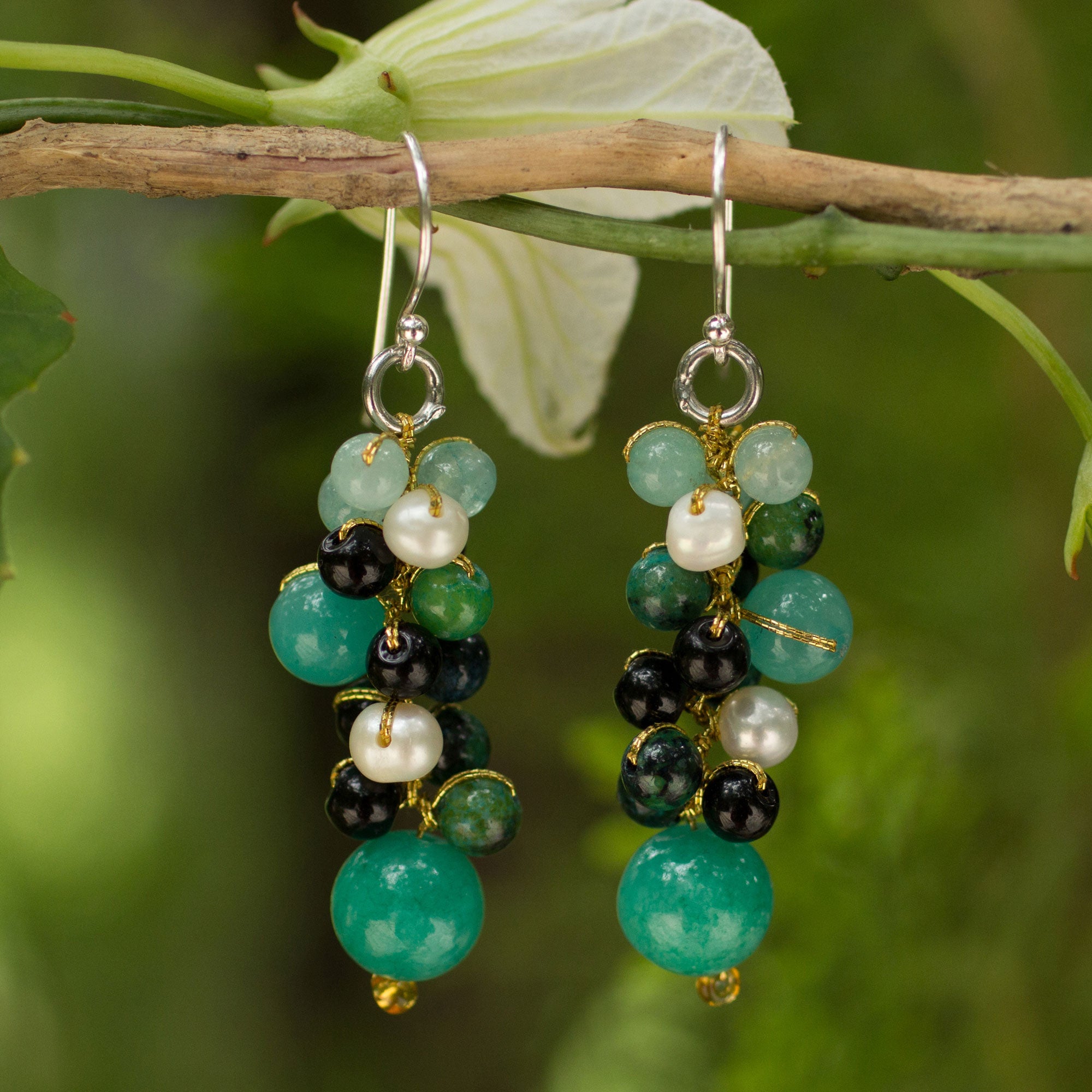 Premium Verdant Vineyard Thai Pearl & Green Agate Quartz Earrings