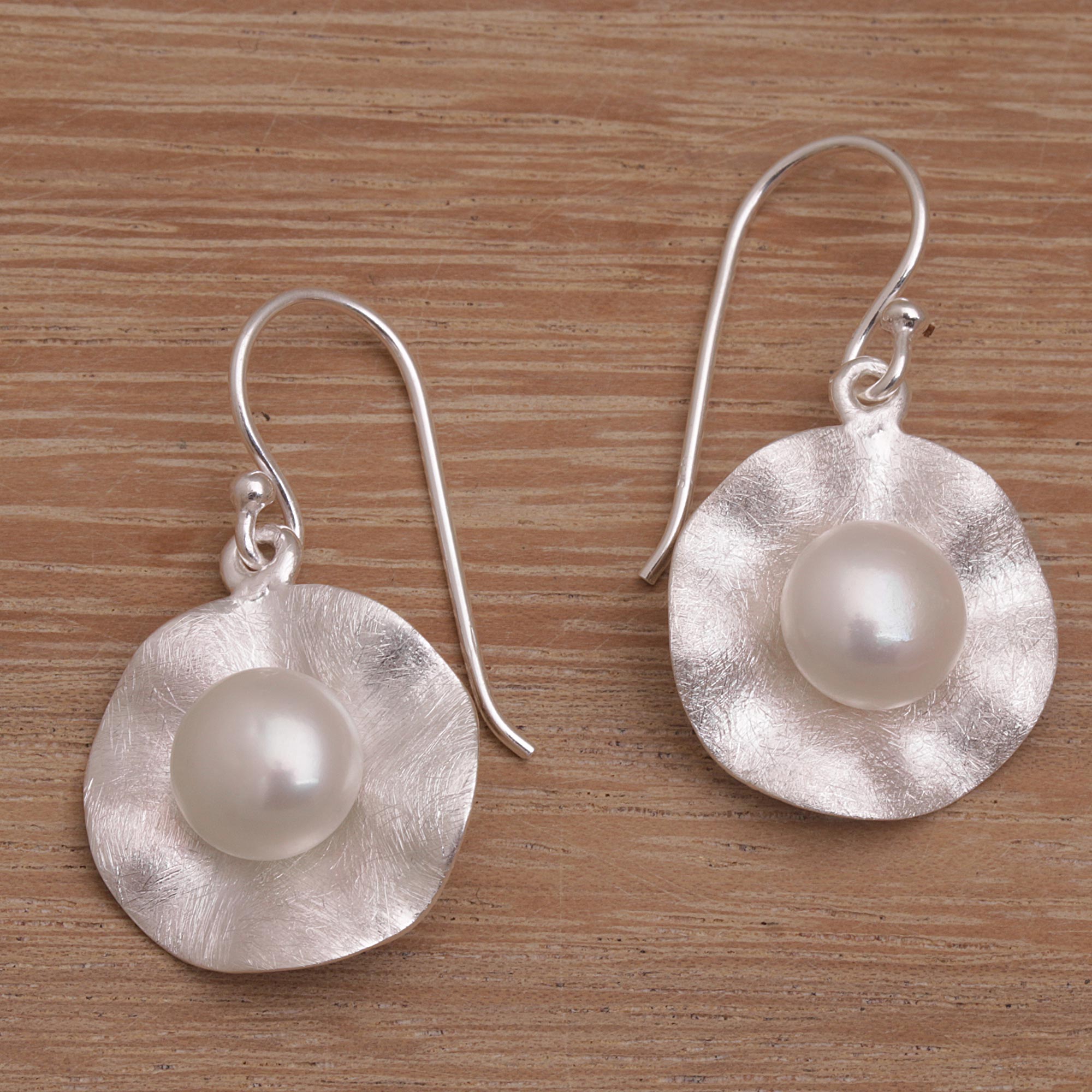 Premium Lily Pad Glow Earrings – Sterling Silver & Cultured Pearl