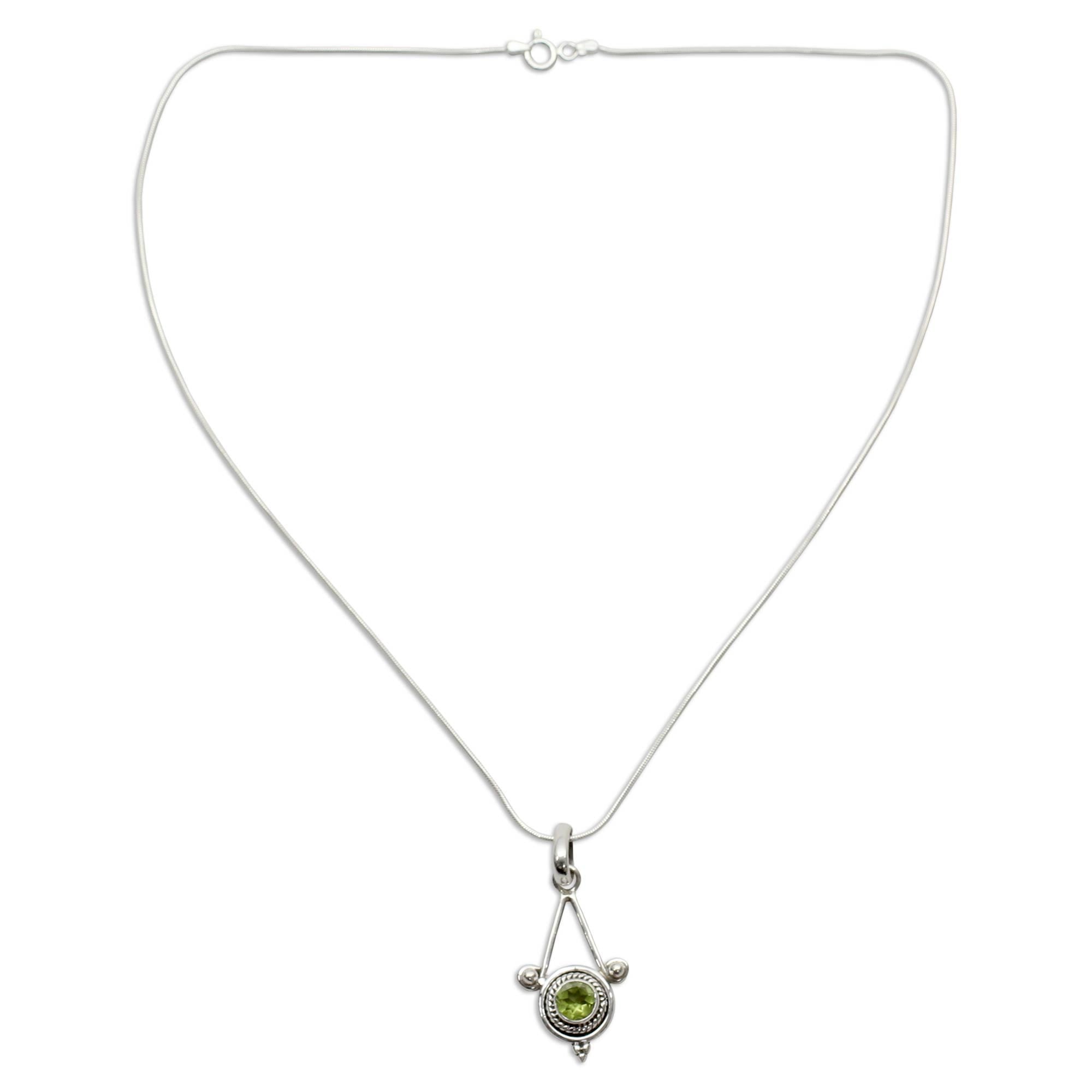 Premium Peridot Pendant Necklace - Nature's Verdant Elegance