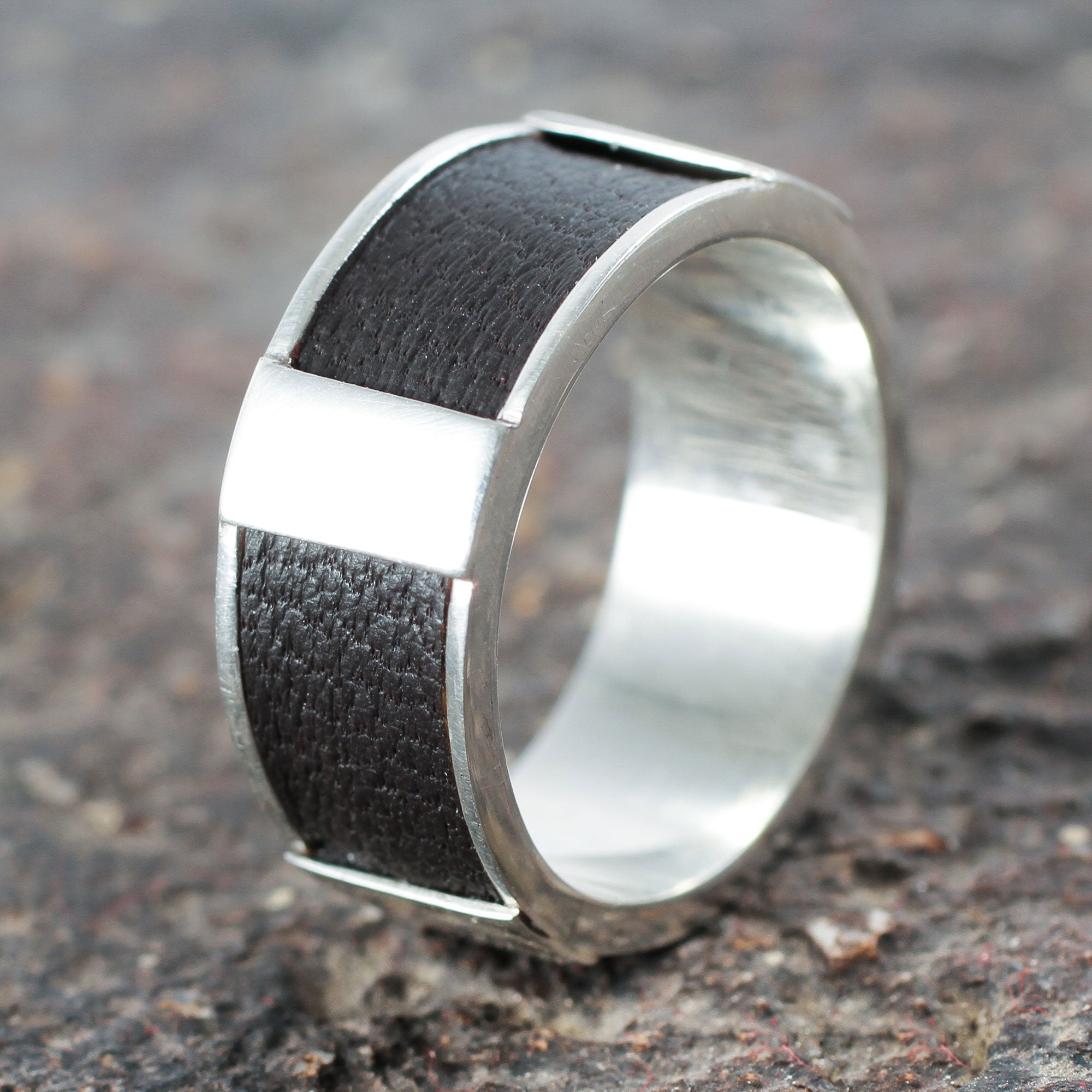 Premium Leather & Sterling Silver Minimalist Band Ring – Handcrafted by Artisans