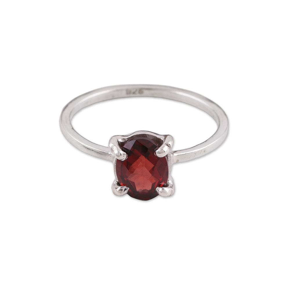 Premium Handcrafted Garnet Solitaire Ring - Glamorous Red in 925 Sterling Silver