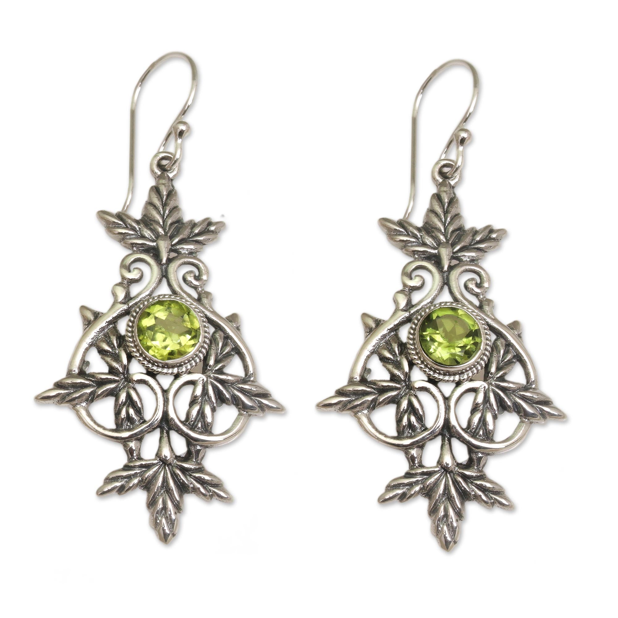 Premium Vintage Peridot & Silver Earrings – Timeless Elegance