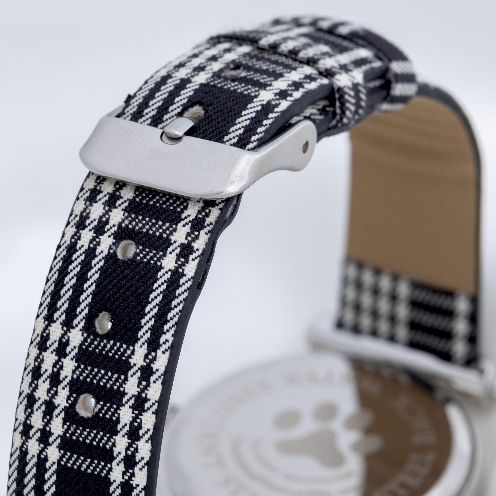 Ultimate Plaid Paw Print Watch - Stylish & Water-Resistant