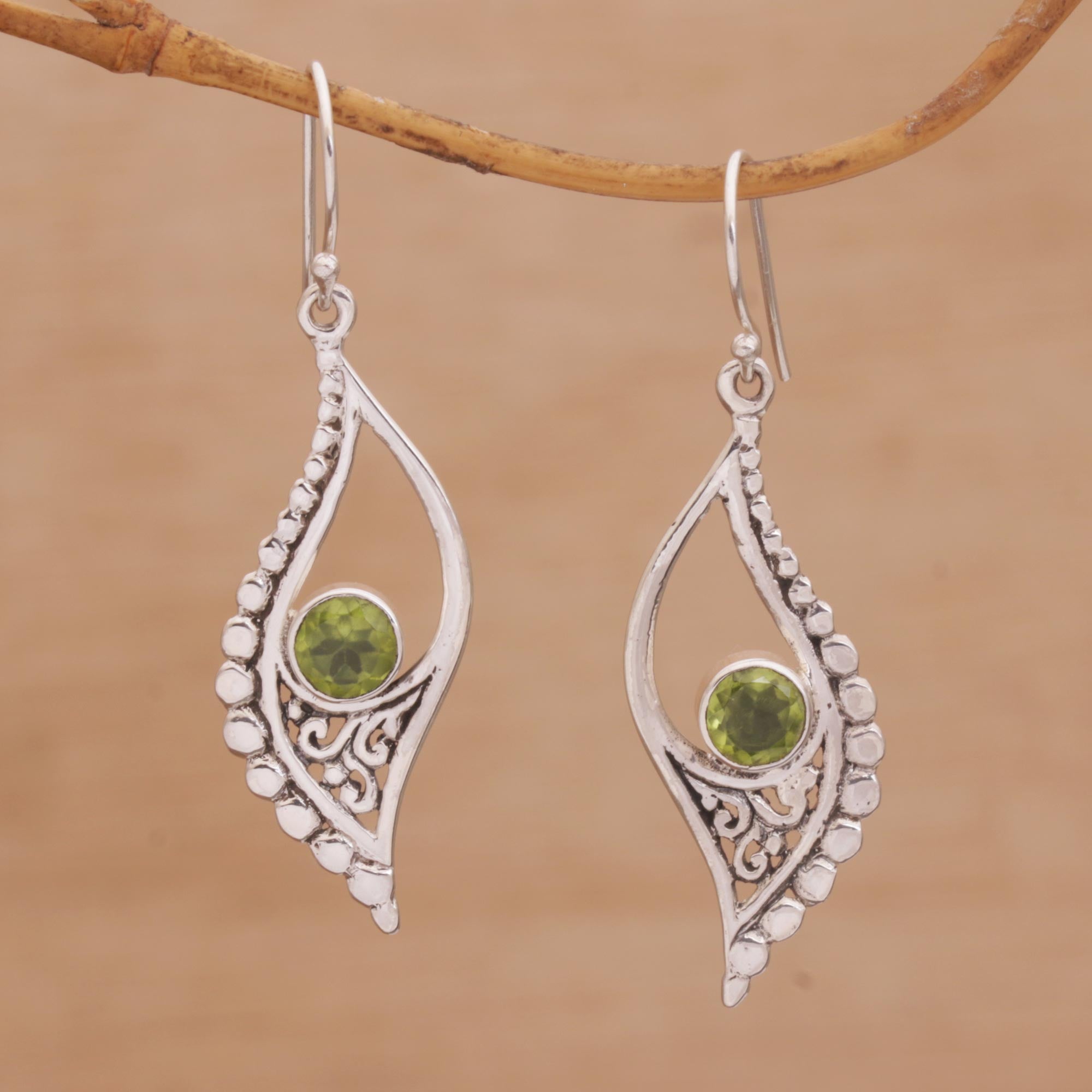 Premium Bali Jungle Dew Peridot Sterling Silver Dangle Earrings - Handcrafted Elegance