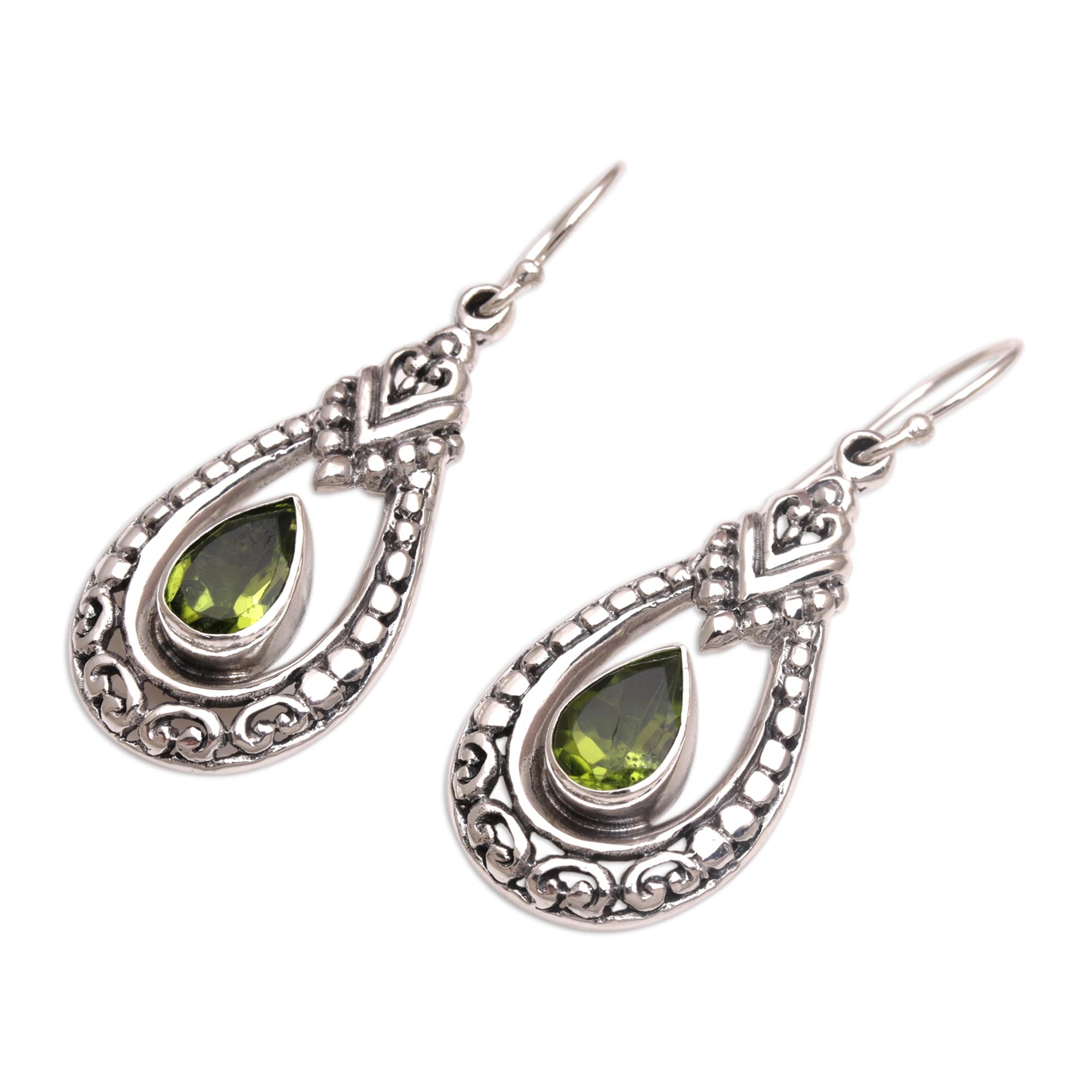 Premium Green Peridot & Silver Dangle Earrings – Handcrafted Elegance